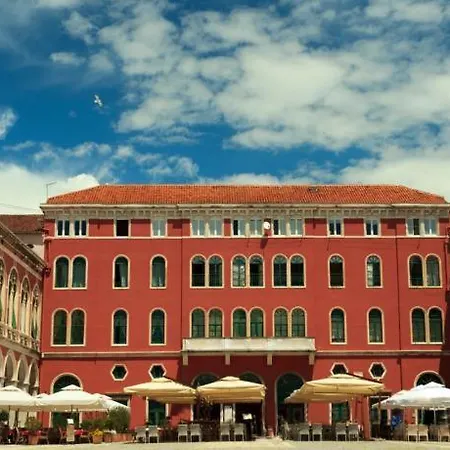 Appartement Paola With Free Private Parking Place *