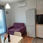 公寓 Paola With Free Private Parking Place 斯普利特