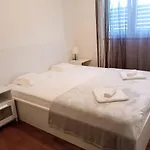 Paola With Free Private Parking Place * 斯普利特